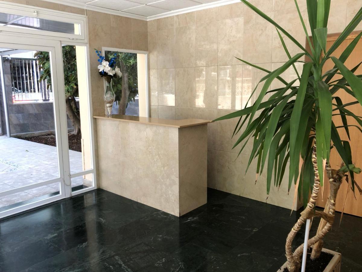 Holiday Apt Niza 10B เบนิดอร์ม ภายนอก รูปภาพ